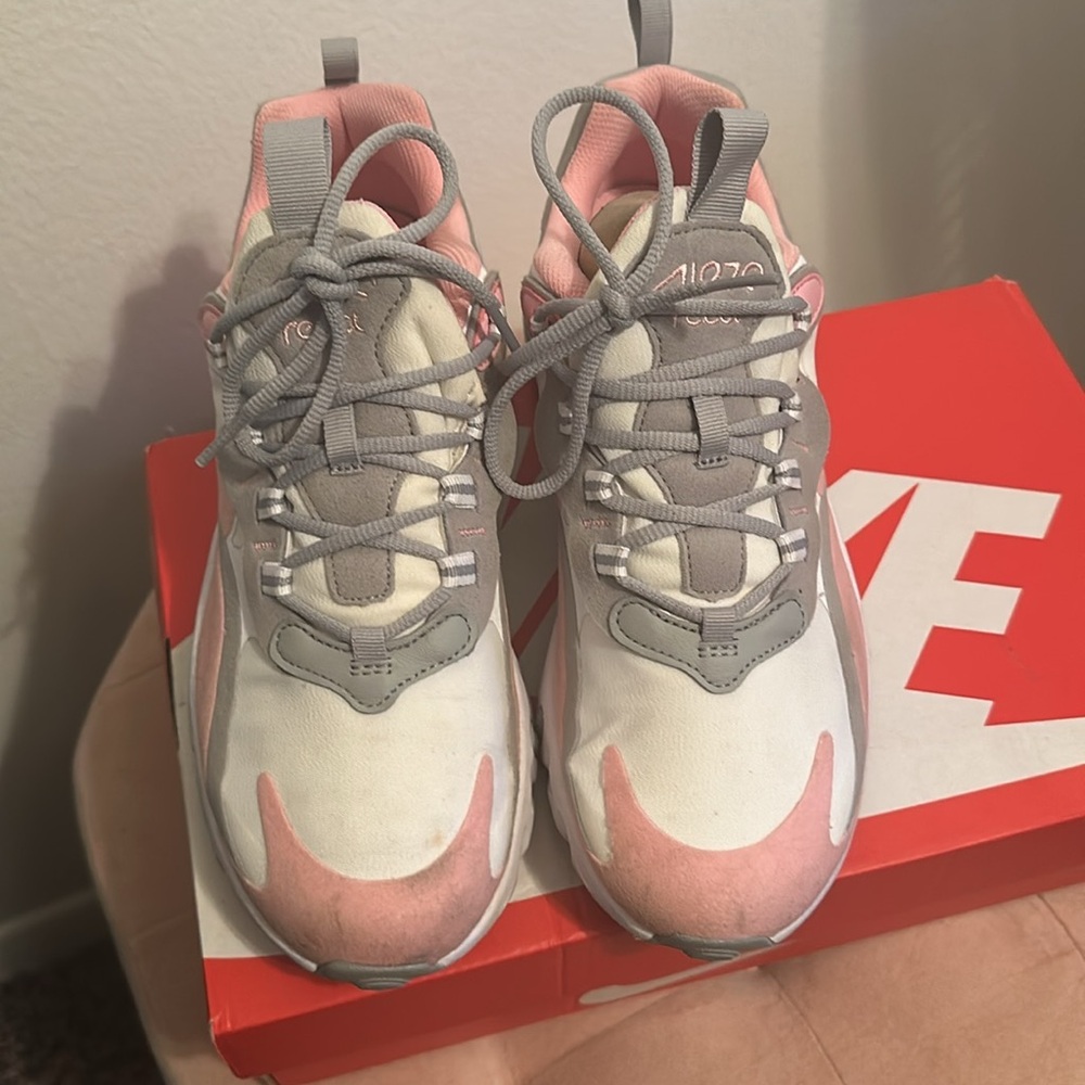 White/pink n grey Nike air max 270 react